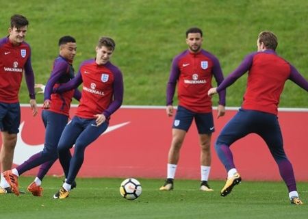 England-squad-training.jpg